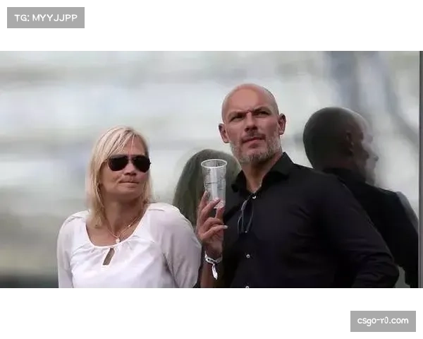 动态：欧足联公布四分之一决赛裁判名单，法国名哨蒂尔潘执法国家德比